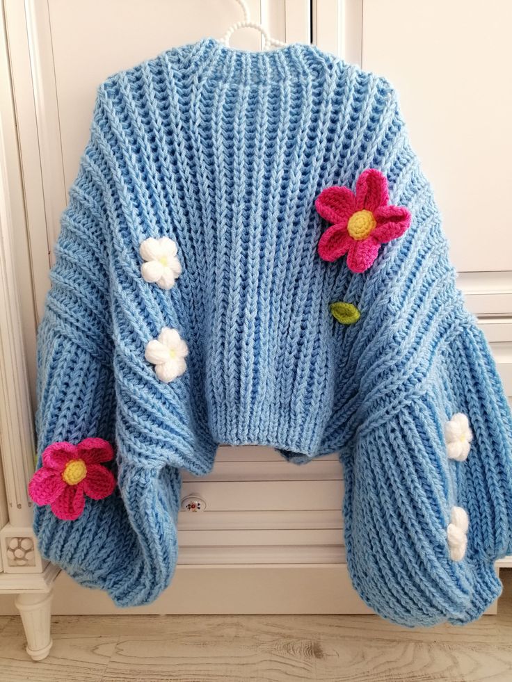 Fashion Short Wide Floral Embroidered Cardigan Sweater
