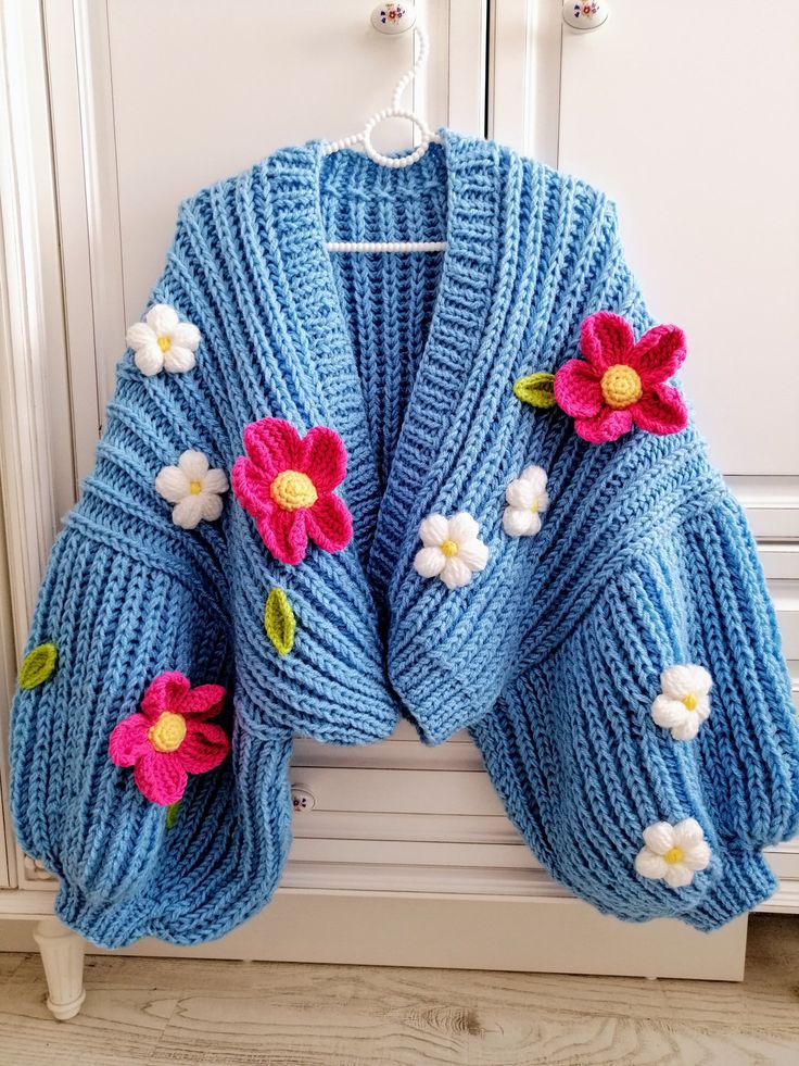 Fashion Short Wide Floral Embroidered Cardigan Sweater